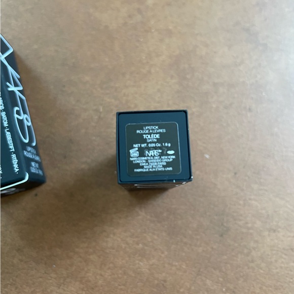 NWT 🎉Host Pick x5🎉 Deluxe Mini NARS Lipstick color Tolede Satin-pretty pink - Picture 6 of 6